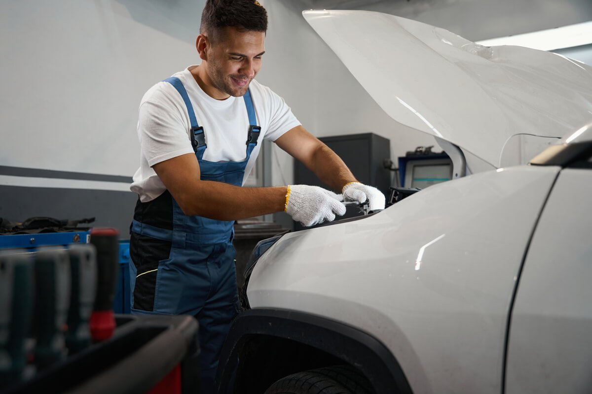 Reliable GMC Car Repair in Abu Dhabi - Professional Service You Can Trust 1 MAGIC TOUCH AUTO GARAGE BEST CAR GARAGE IN ABU DHAB Leading GMC Car Repair Abu Dhabi